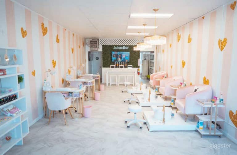  Nice Cozy Space to have Hosted or Private Events  