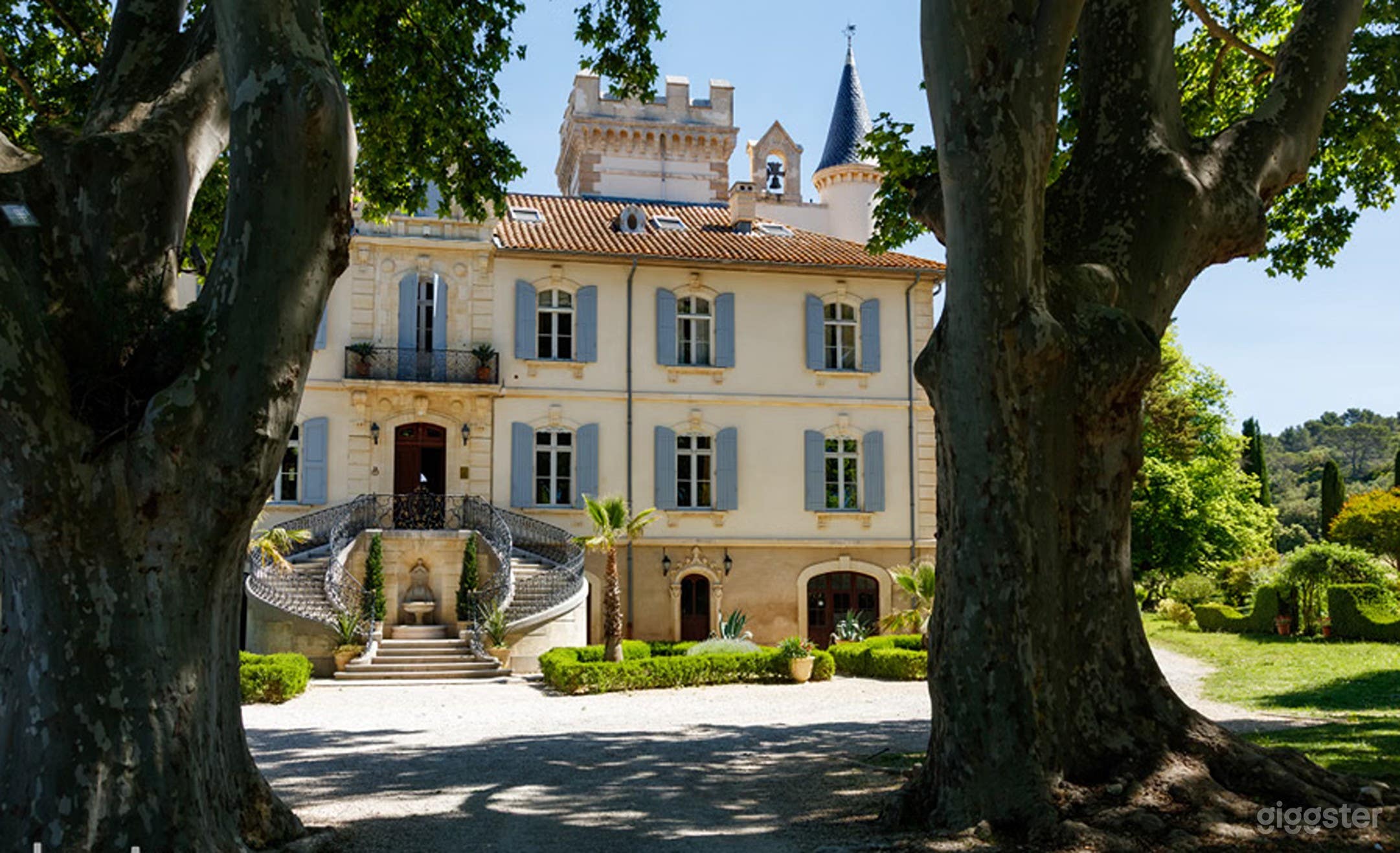 Photo de Château d’Exception Bibliothèque d’Époque Terrasse Panoramic 3