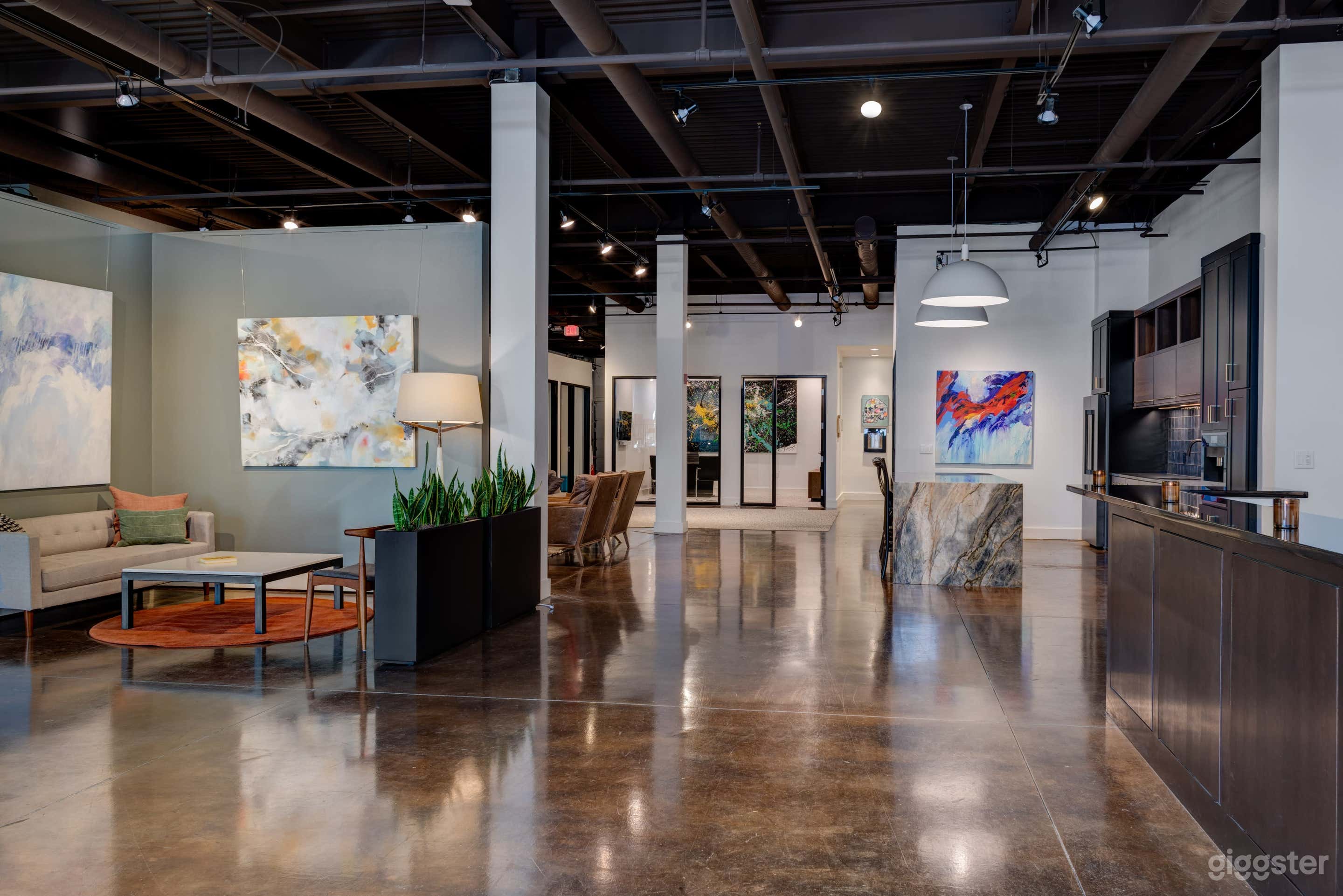 Luxurious Art Gallery in Carmel Photo 1