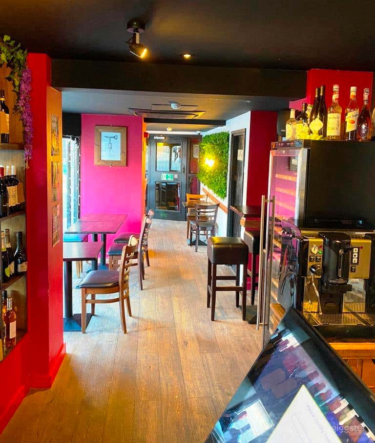 Amazing Wine Bar in Chester  Photo 3