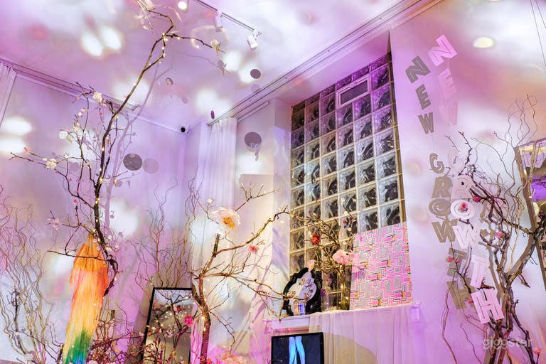  Modern Gallery/ Venue For Space 