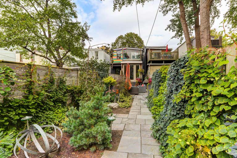  Trendy Leslieville Home 