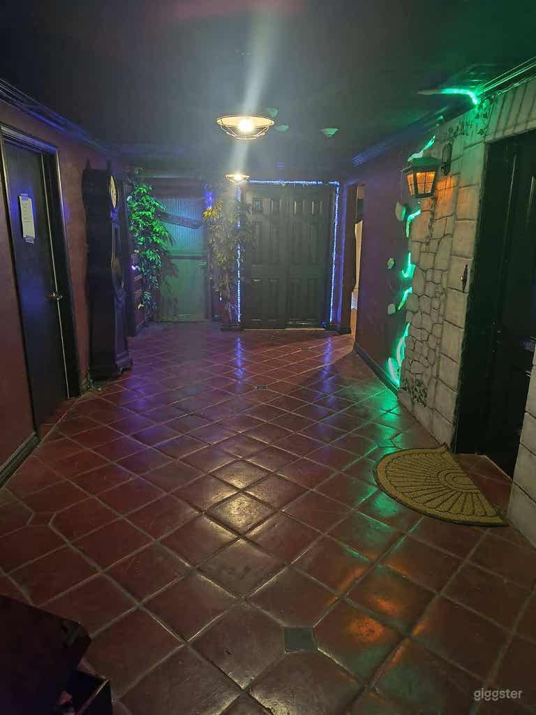  Dark Hallway Escape Room 