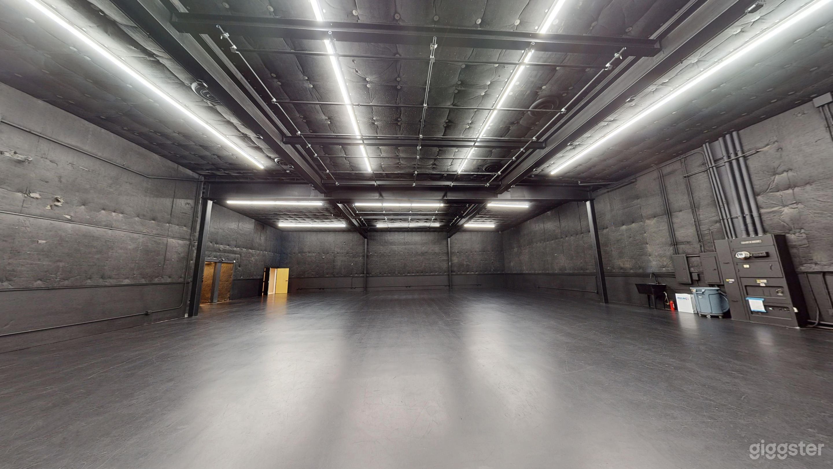 Black Void Sound Stage and Production Facility Photo 4