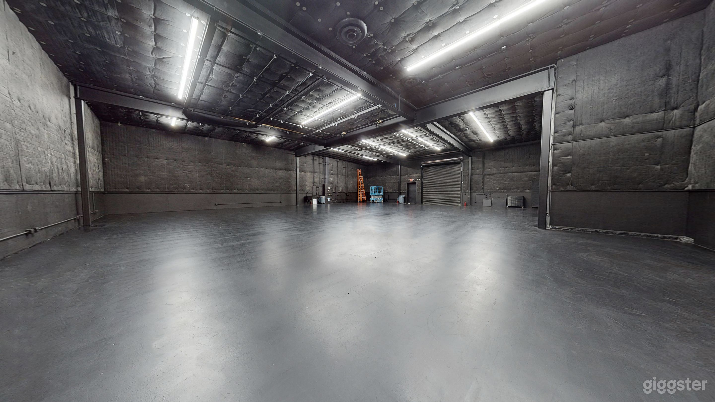 Black Void Sound Stage and Production Facility Photo 2