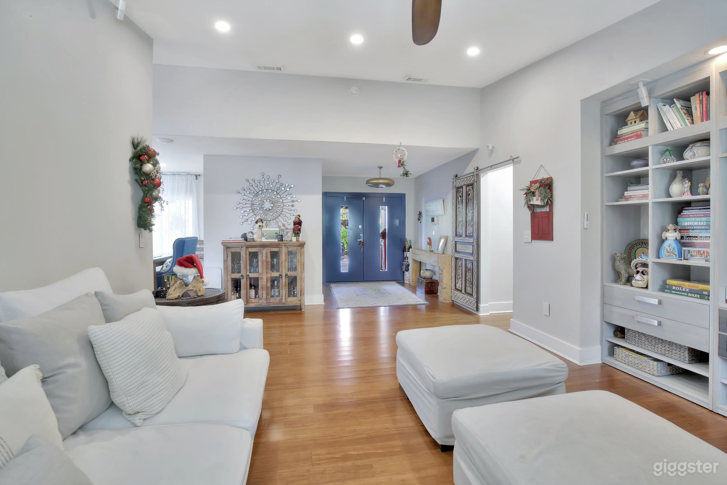 Amazing Tropical Paradise + Large Waterfall Pool Photo 4