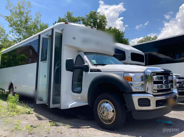  Bus de Fête de Luxe pour 25 Personnes (avec Toilettes) 