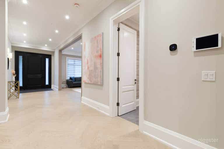  Custom Home in Etobicoke [20 Minutes to Downtown] 