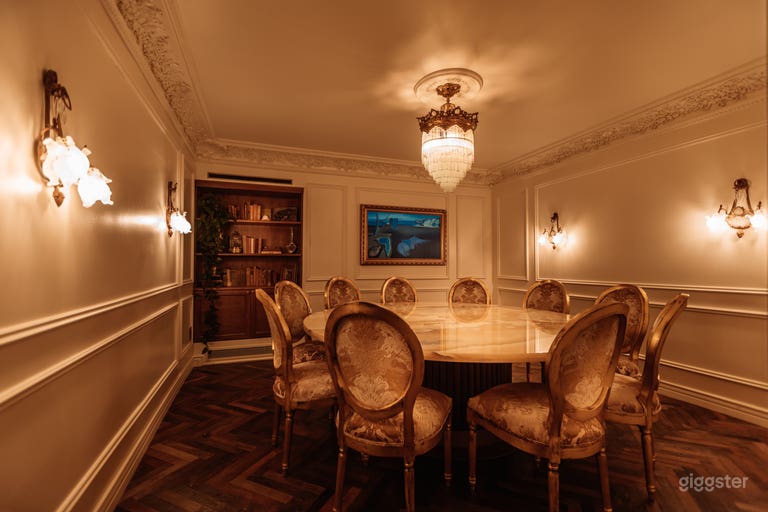  Luxury Parisian private dining room  