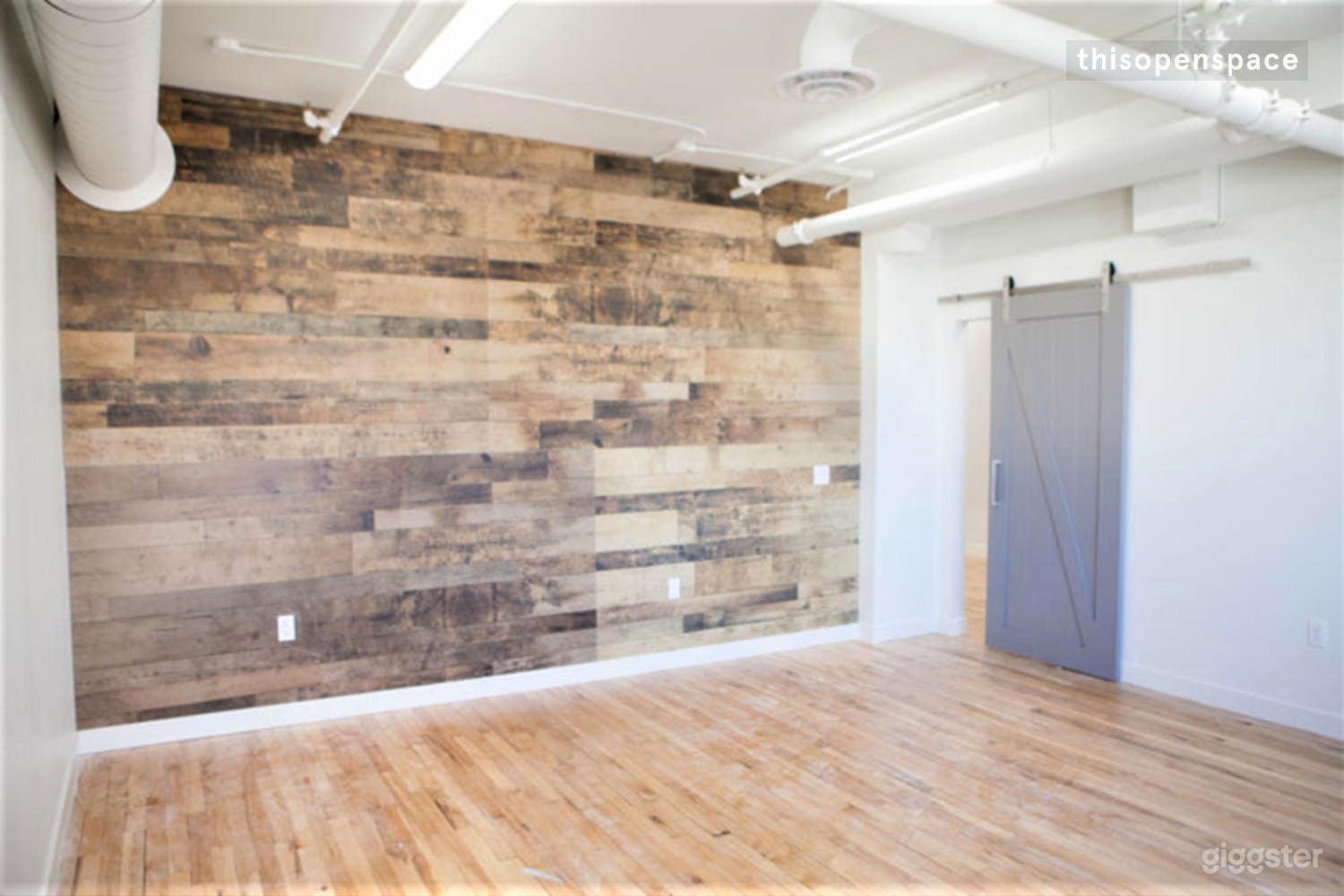 Creative Loft Space Photo 4