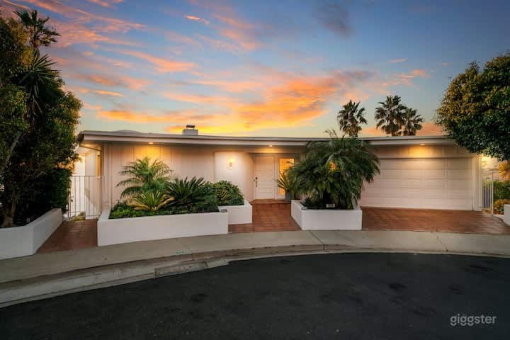 Malibu 4000 s.f. Beach view Home Huge Ocean Views  Photo 2