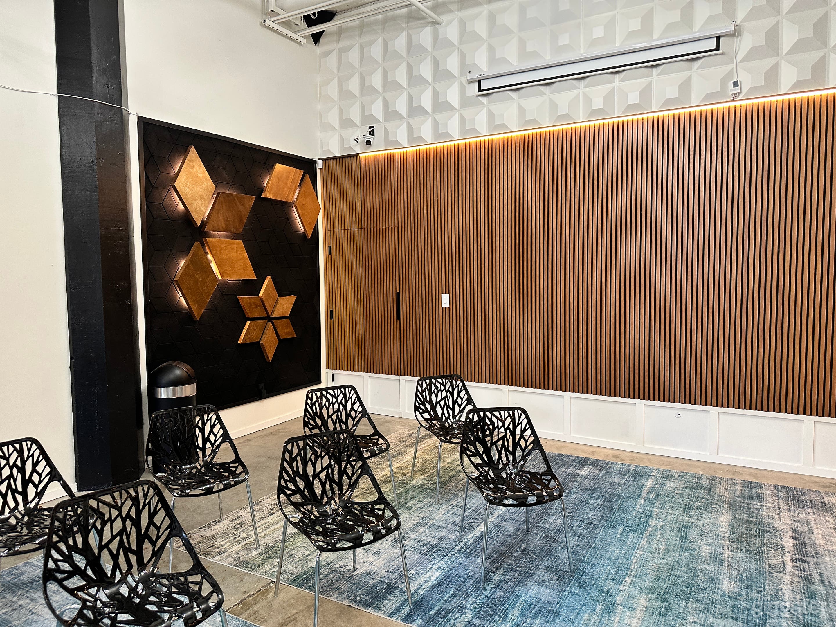 Newly Renovated Gathering Space in Seattle Photo 2