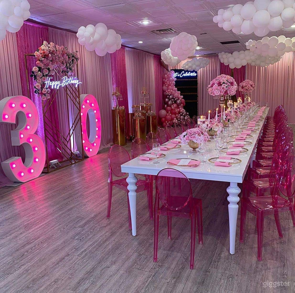 A Stunning Venue for Intimate Gatherings Photo 4