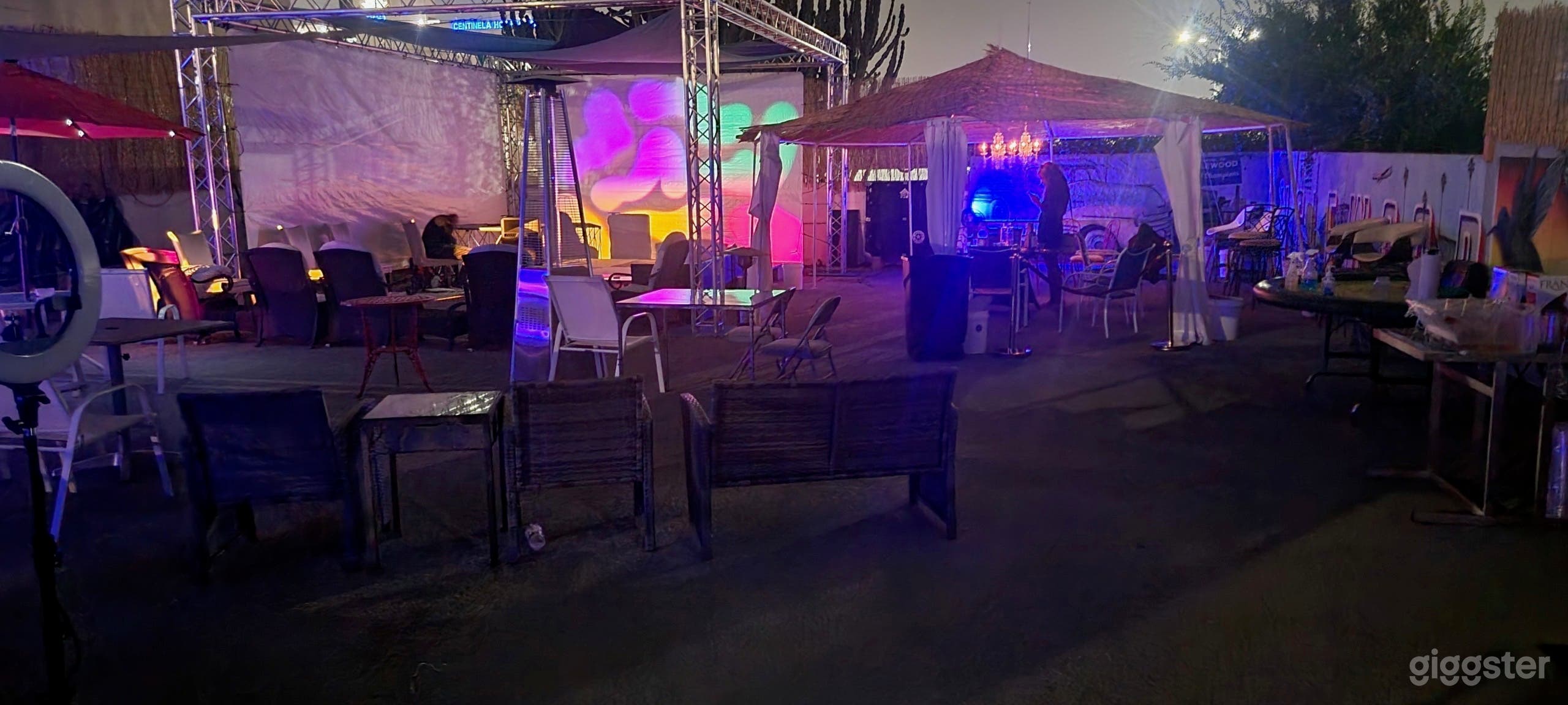 Outdoor, Masculine, flexible, artsy, classy Space Photo 2