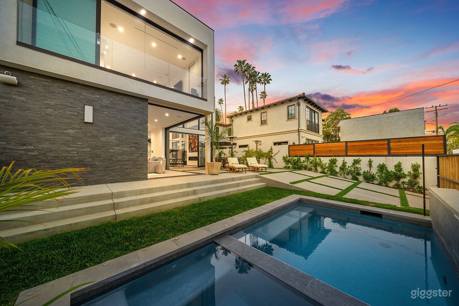 Beverly Hills Mansion w/ Meticulous Interior Design Photo 4