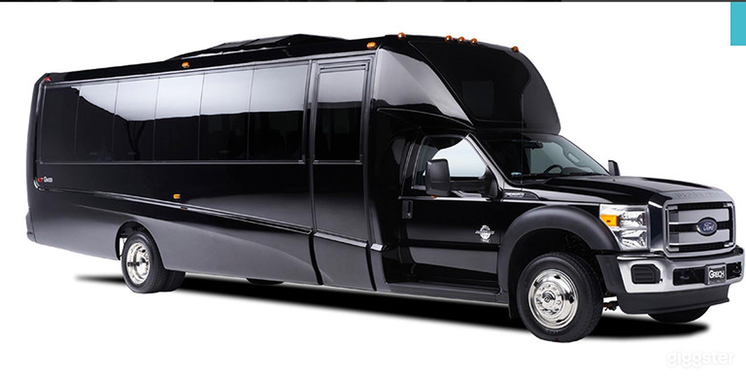 Modern Mini Coach Bus Photo 2