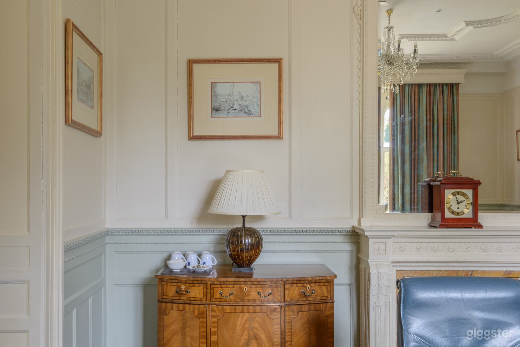 The Lilac Room Photo 3