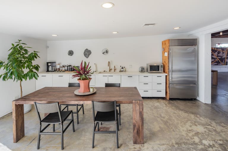  Picturesque Open Creative Outdoor Space - Leucadia 