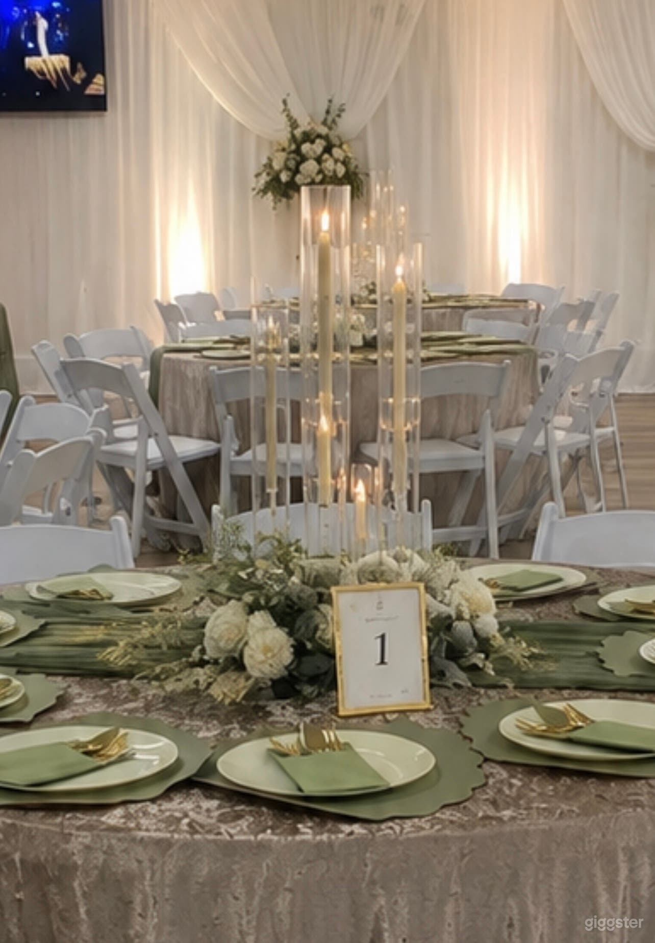 Bright Modern Event Space for Shoots & Small Events Photo 3