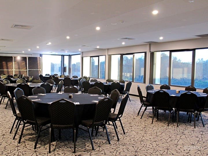  Spacious Bribie Island Room with Natural Light 