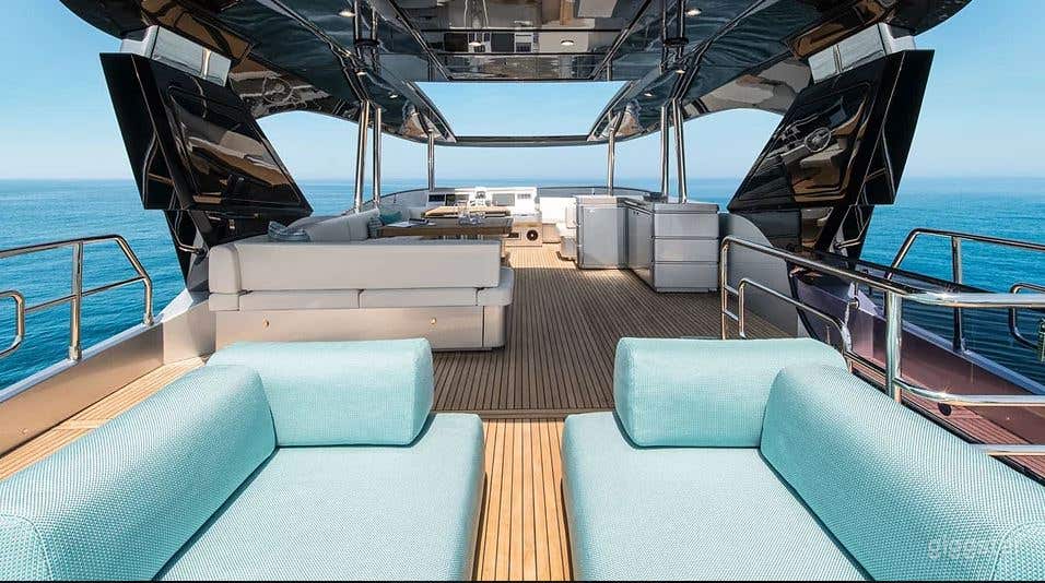 76 Ft Monte Carlo Luxury Super Yacht Photo 4