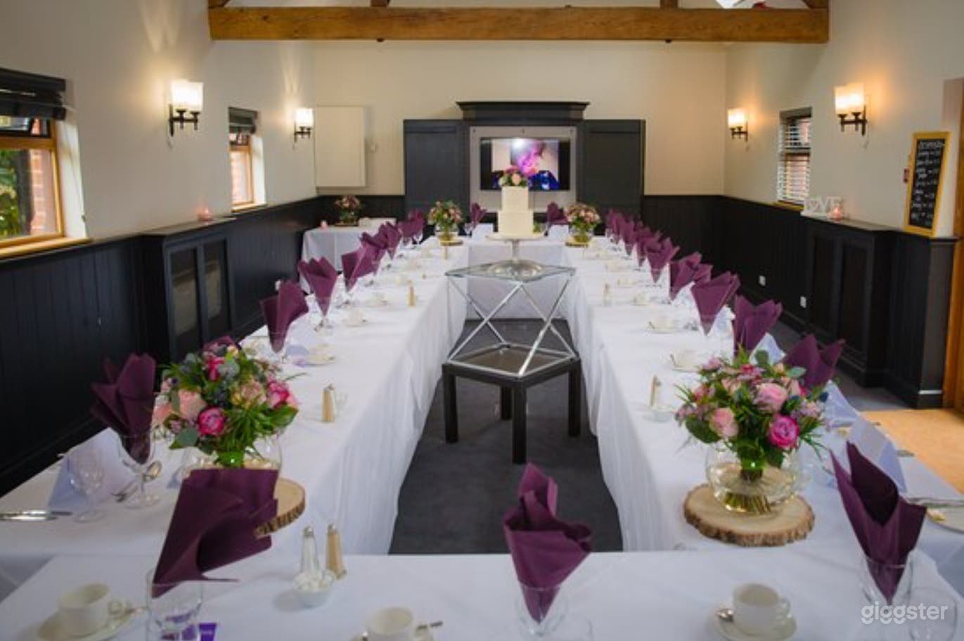 The Clayton Room Photo 2