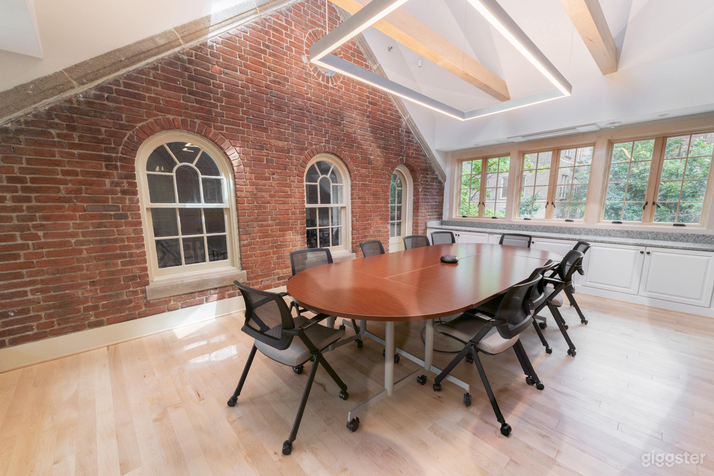 New Conference Room Photo 1