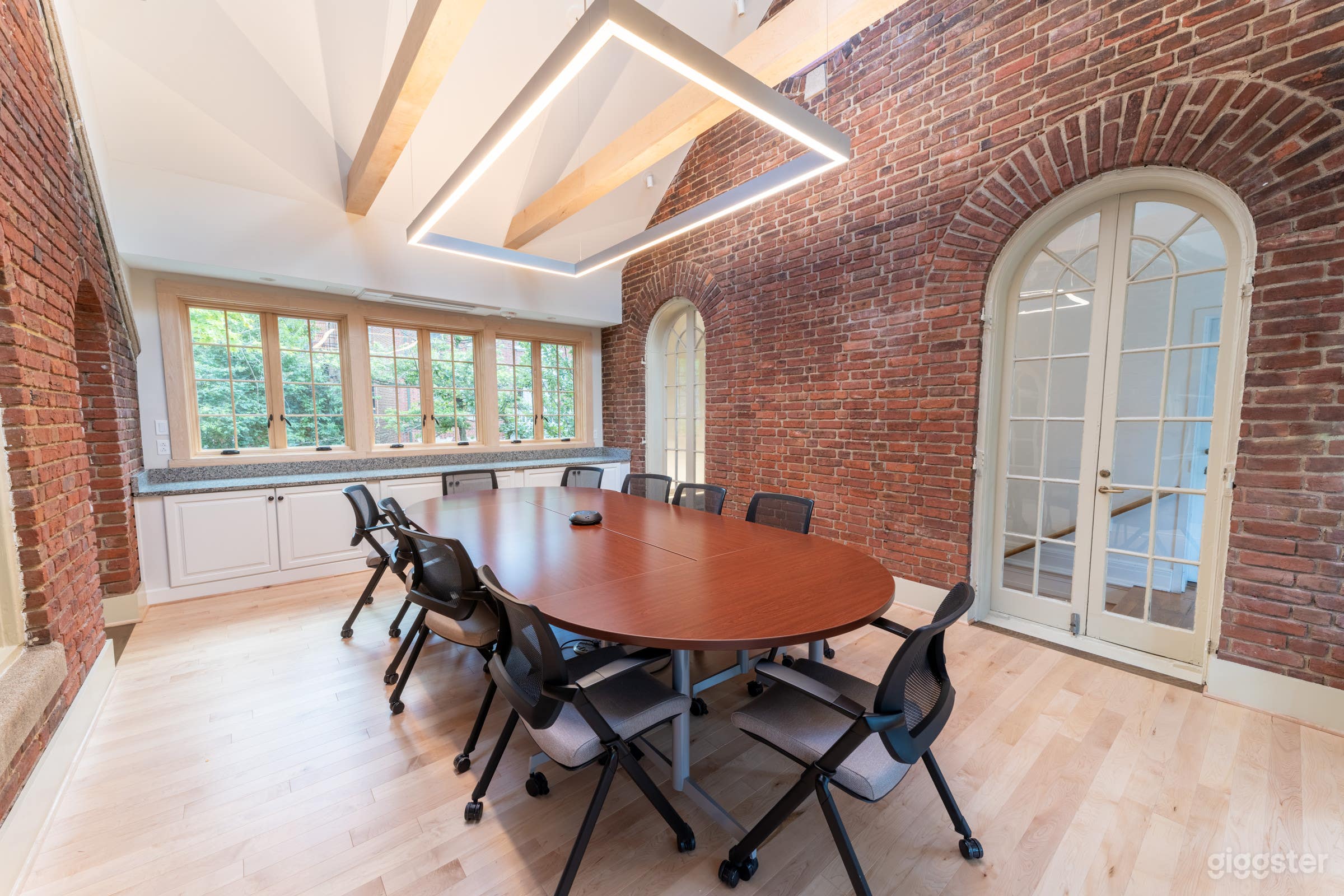 New Conference Room Photo 2