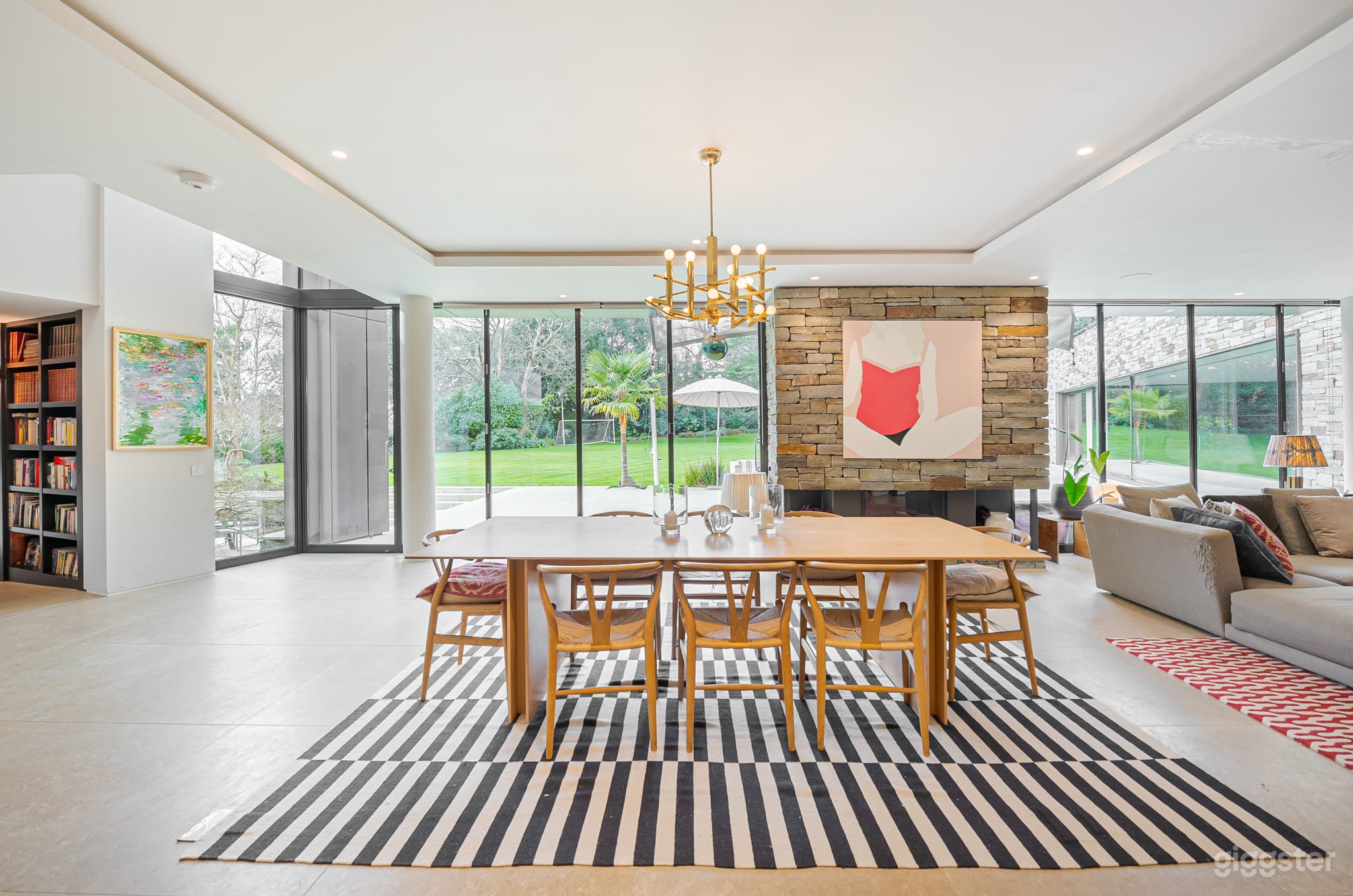 Kingston Glass House Photo 3