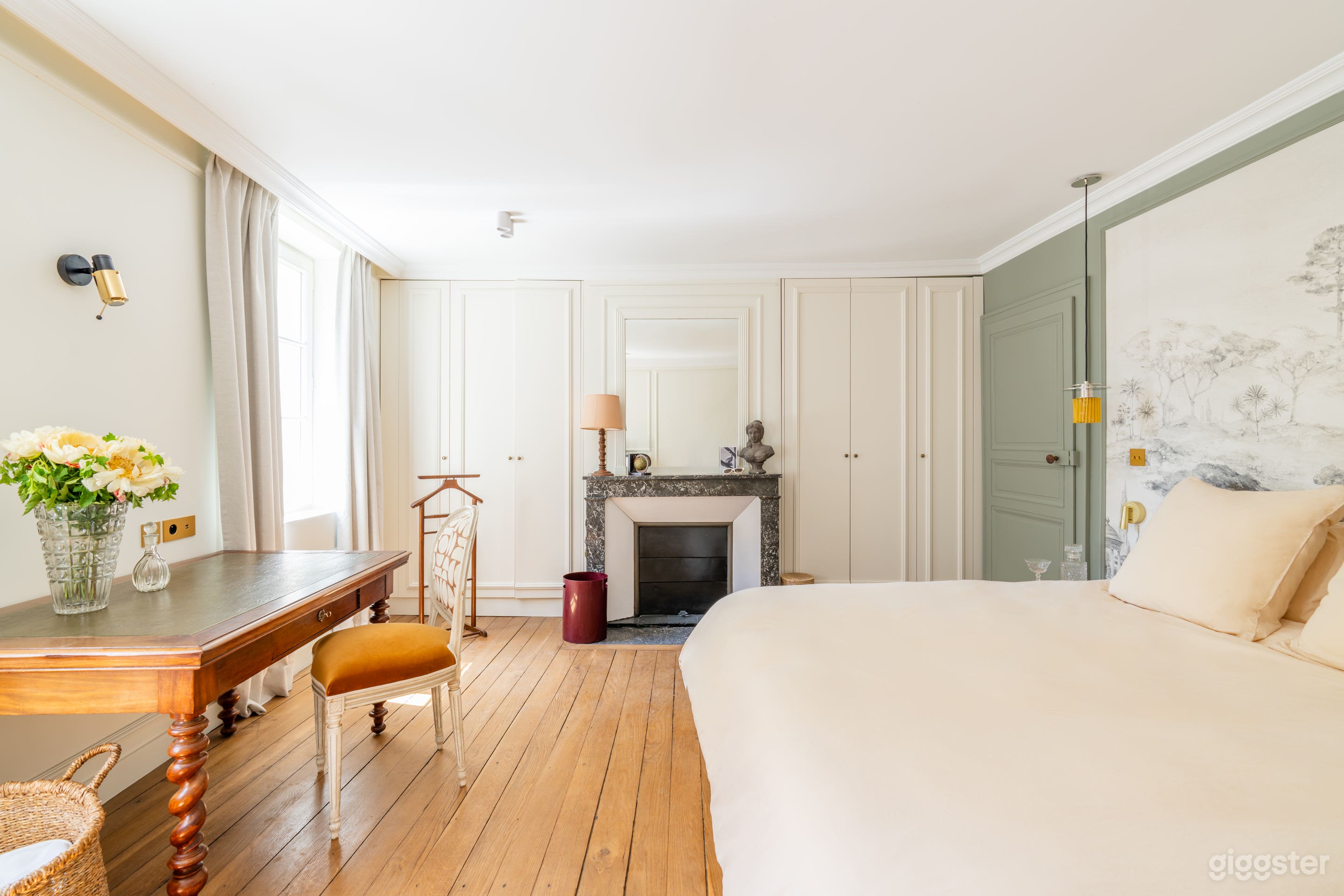 Photo de French Countryside Chic - Only 1h from Paris 4
