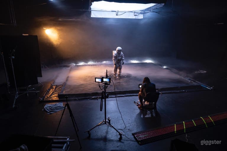  Huge Water and Rain Stage 