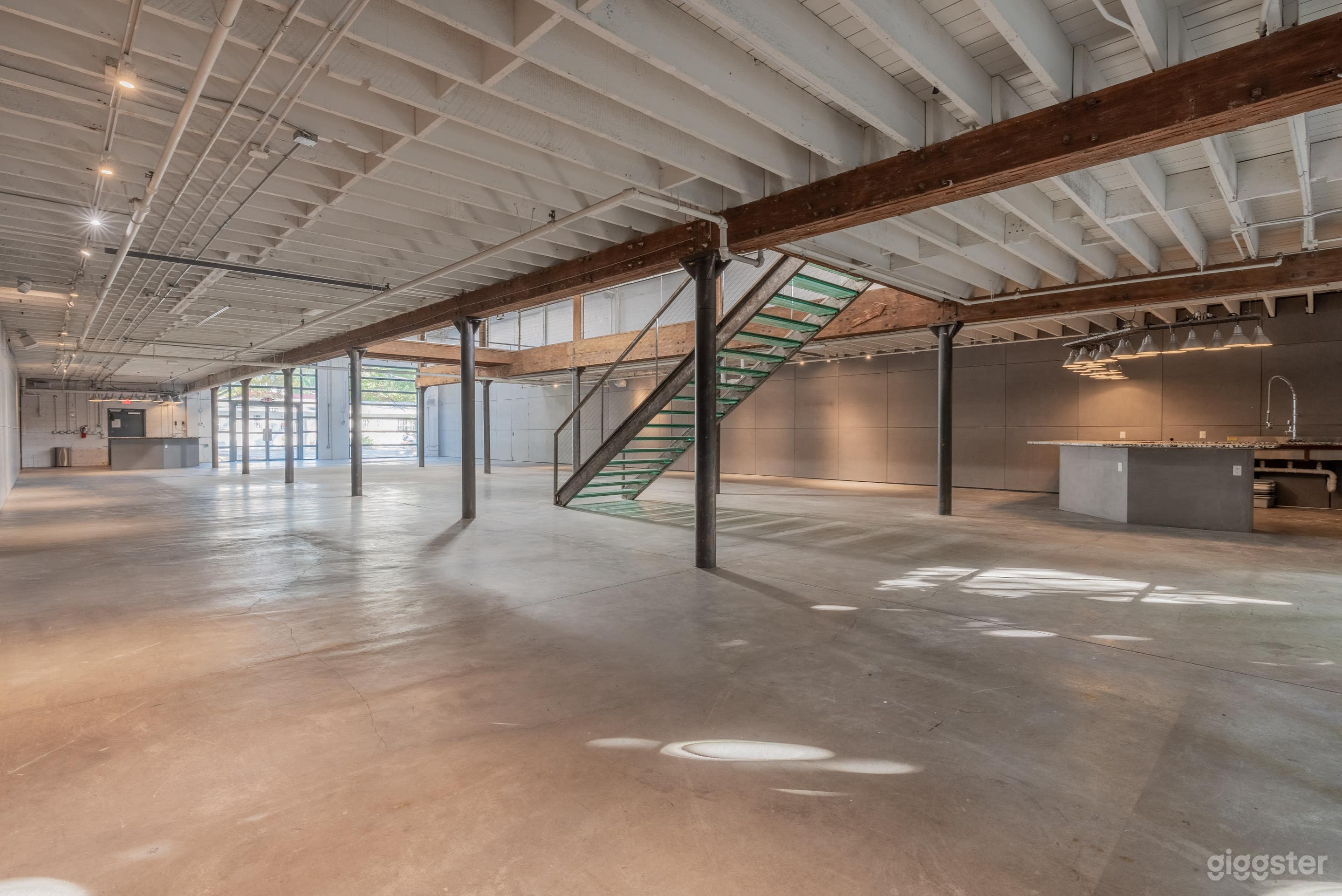 Spacious Event Space in Miami Photo 4