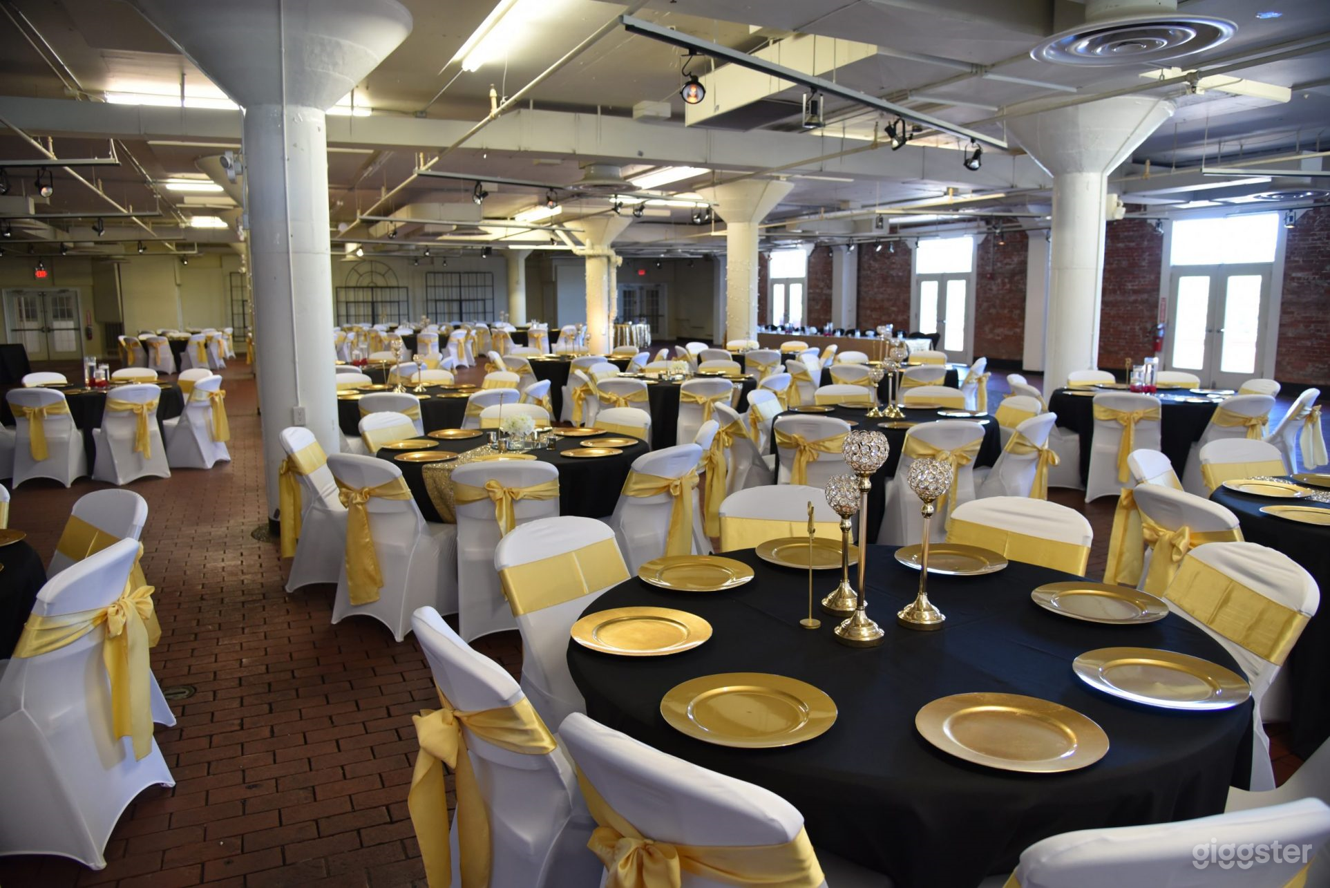 A perfect venue in Louisville with large windows and exposed brick Photo 2