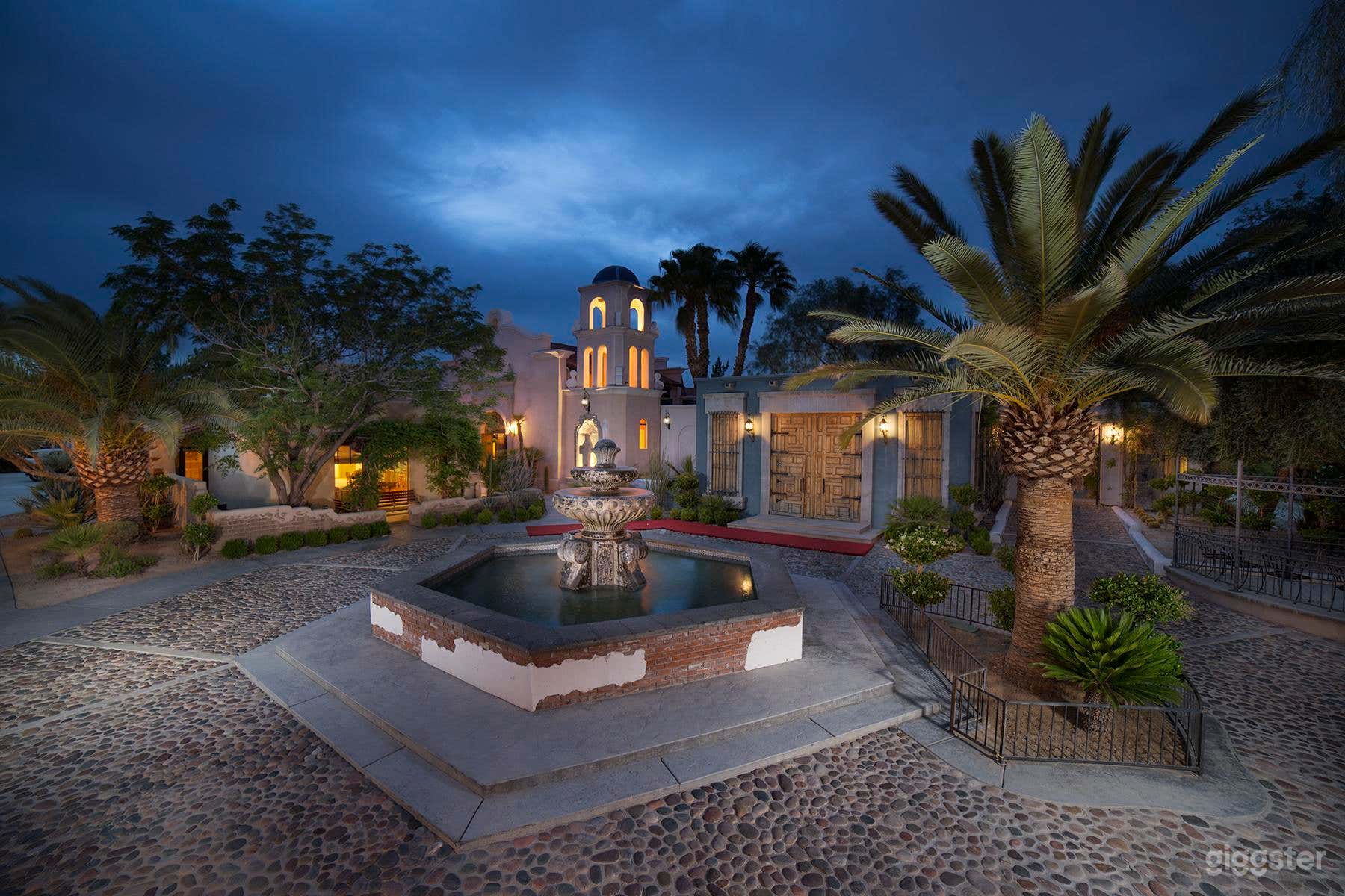 World-renowned Villa Photo 4