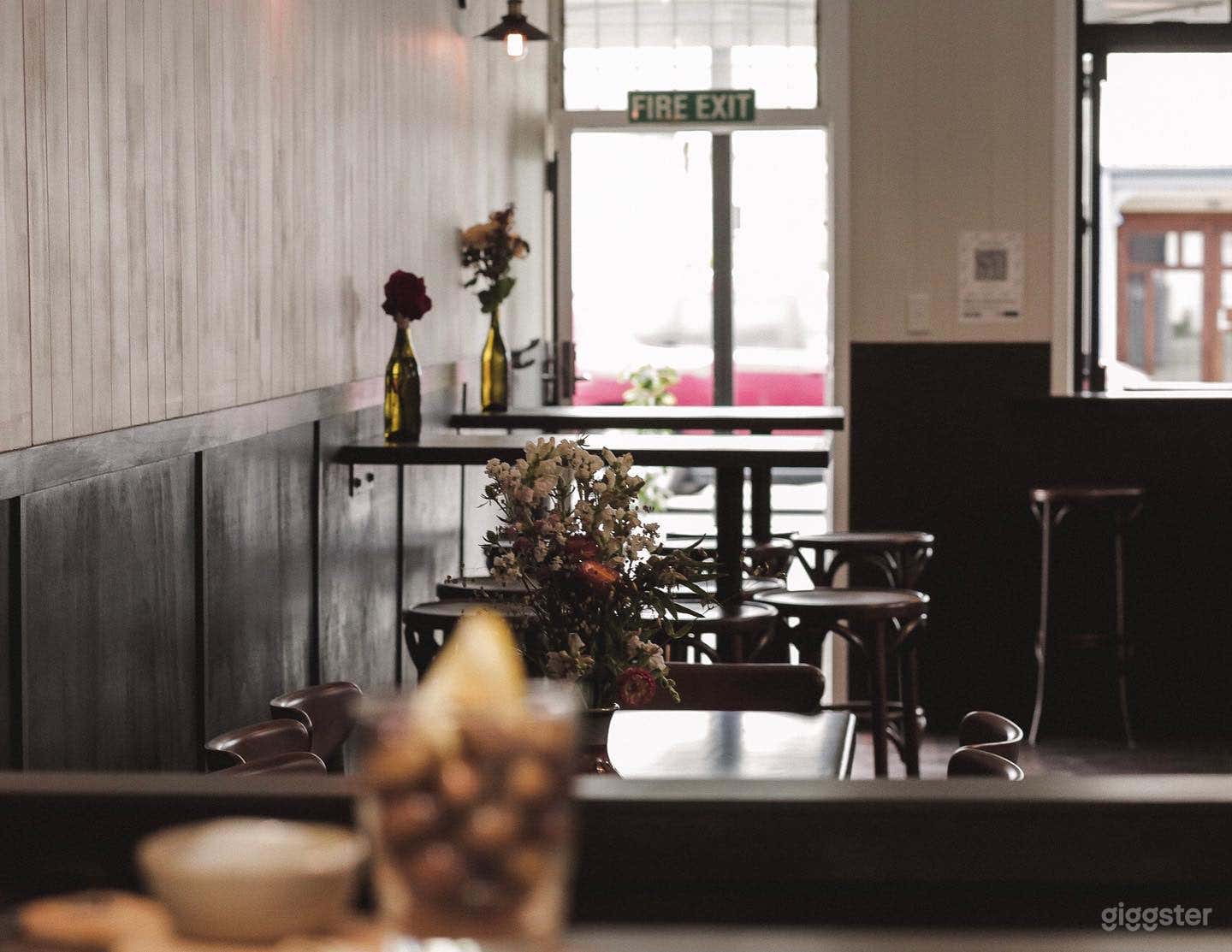 A neighbourhood bar - a home to simple pleasures Photo 3