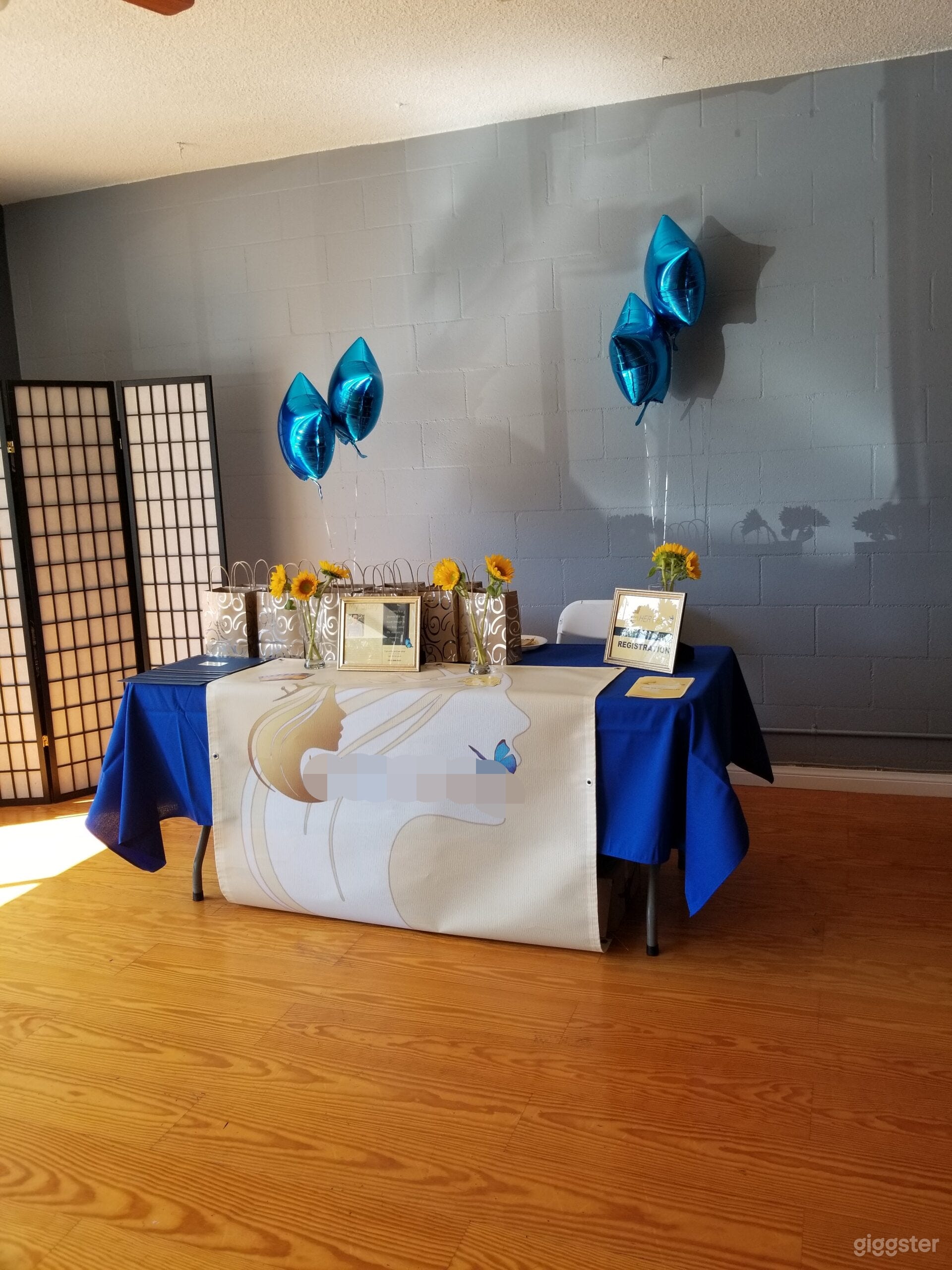 Intimate and Cozy Event Space in Inglewood Photo 4