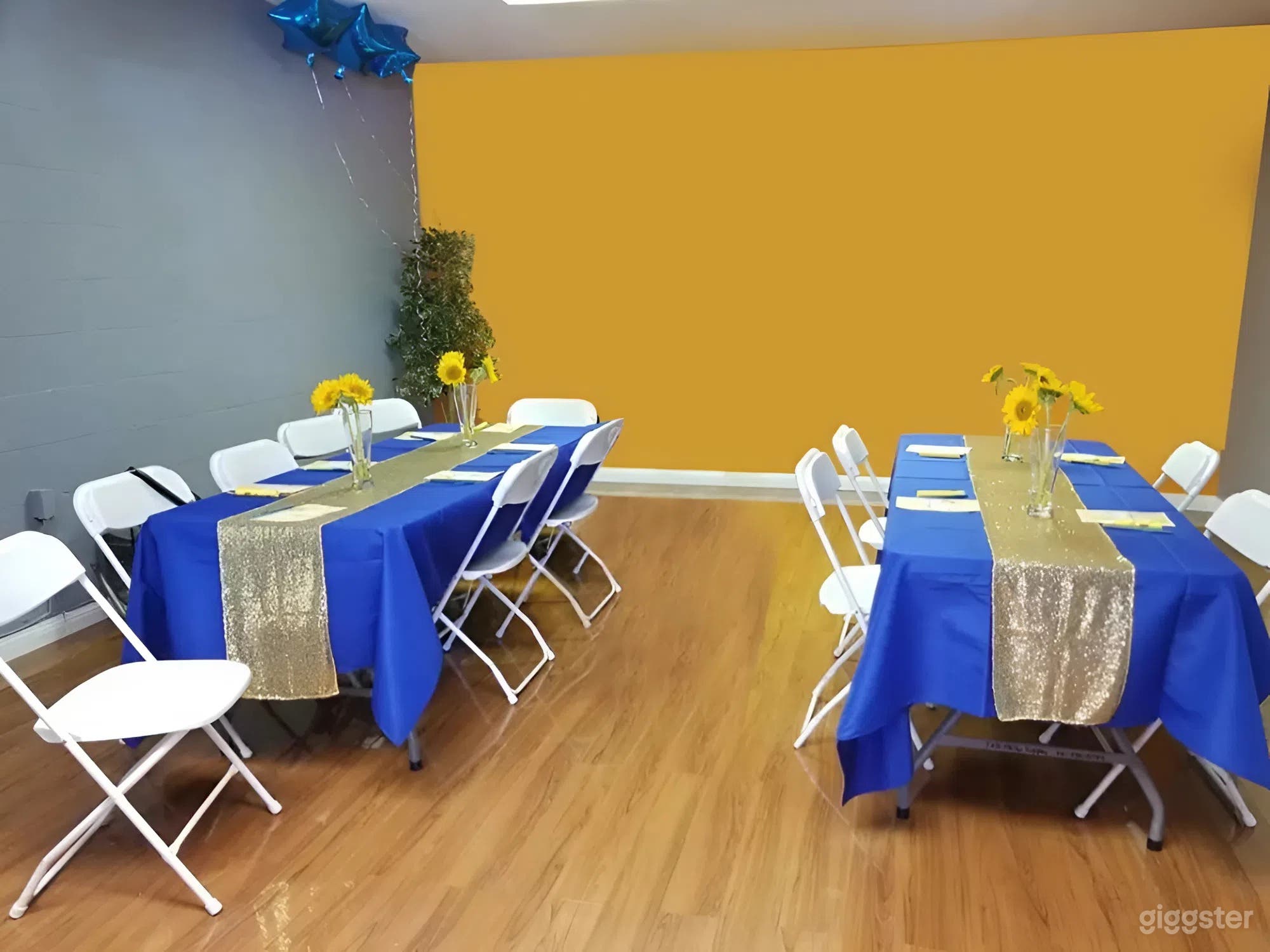 Intimate and Cozy Event Space in Inglewood Photo 1