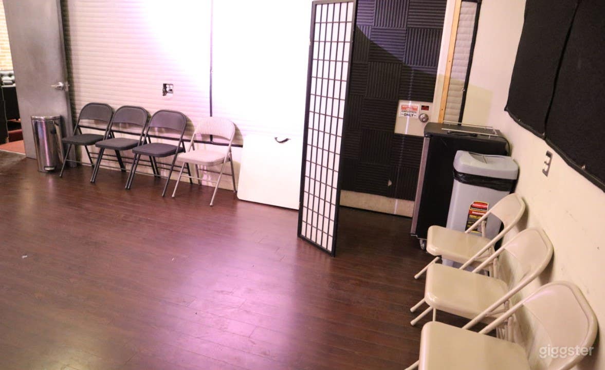 Large and Spacious Rehearsal Studio in LA Photo 3