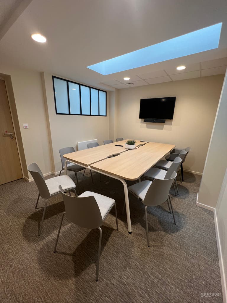  La Massue Room for up to 10 people 