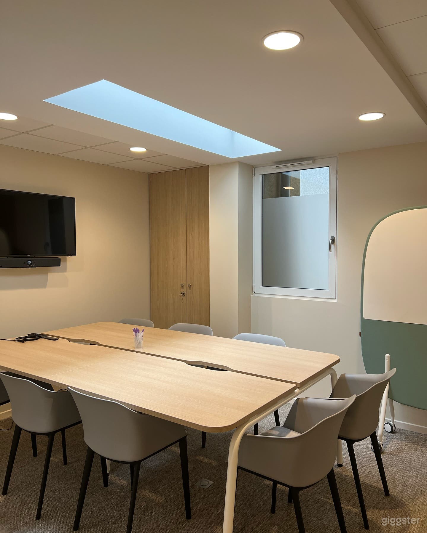 Photo de Salle La Massue pour jusqu'à 10 personnes 2