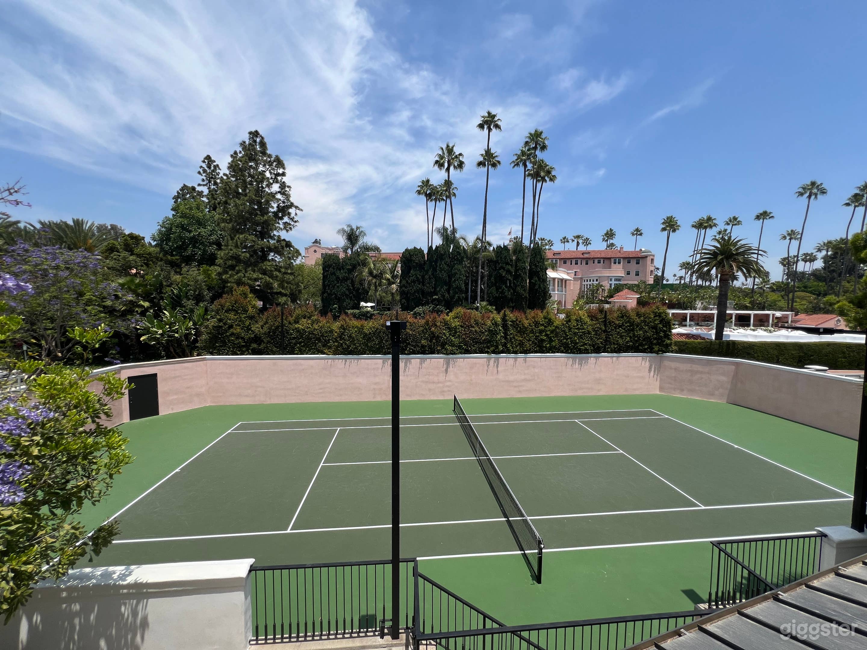 Pink Tennis Court Beverly Hills Private Residence Green Photo 1