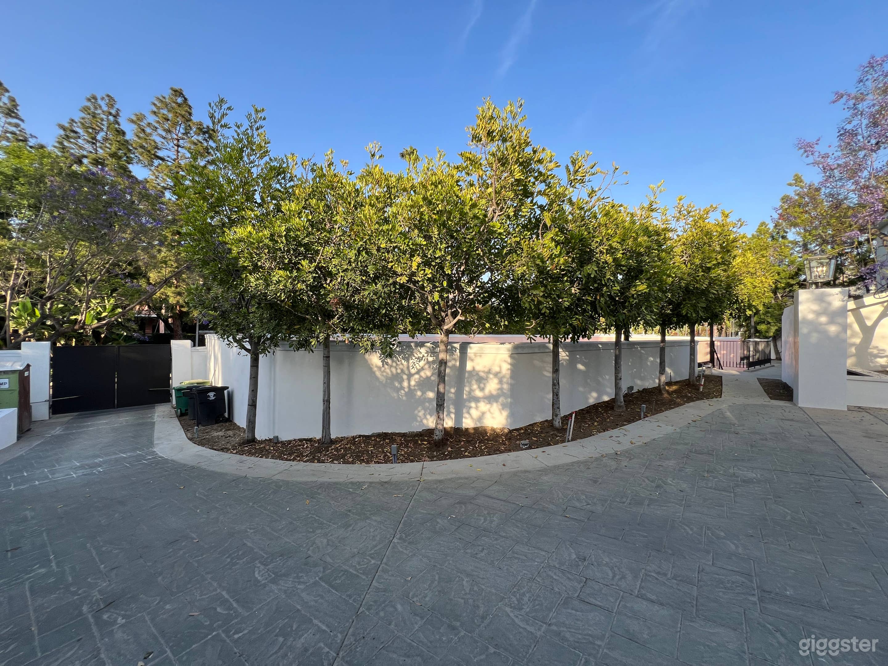 Beverly Hills Tennis Court Photo 3