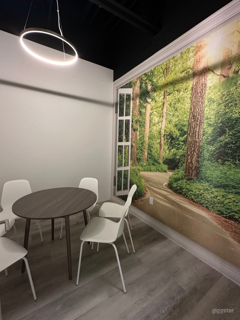  Wayfinding can be difficult, a light at the end of a tunnel is always encouraging. Find a new, right path and see your bright future in this room. 