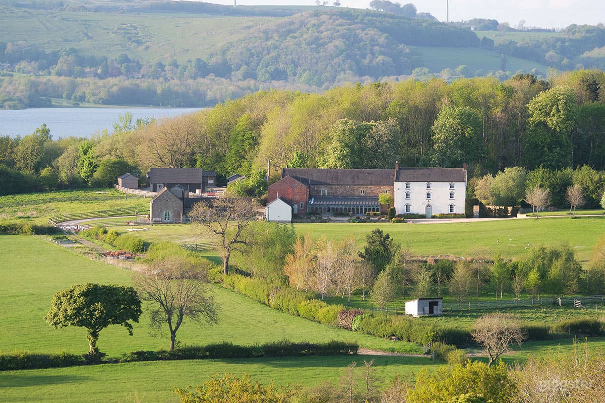 Beautiful Restored Georgian Farmhouse and Grounds Photo 4