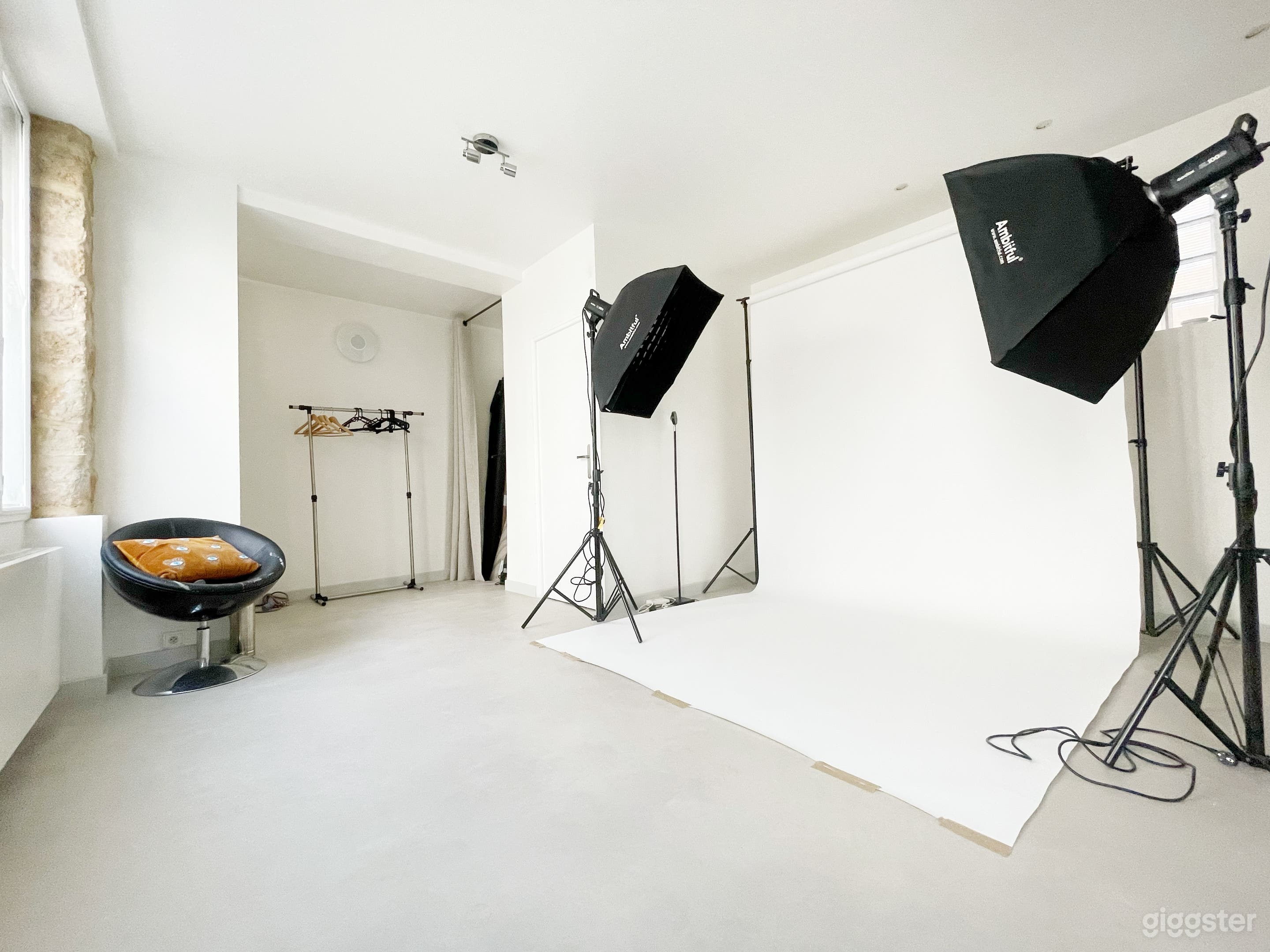 Studio shooting and video, Paris East - Lights included Photo 1