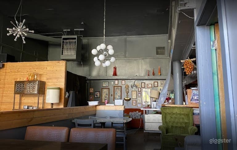  Bright and Cozy Family Restaurant in Portland 