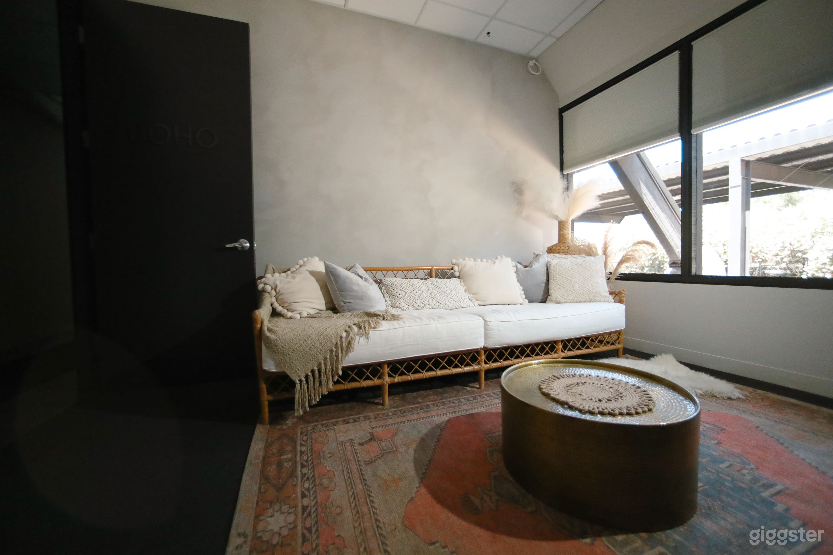 Stylish Studio Spaces for Creatives in Phoenix - The Boho Photo 1