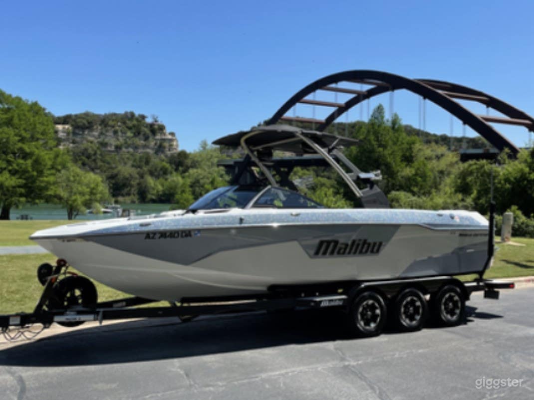 Wakesetter Boat for Events in Austin Photo 2