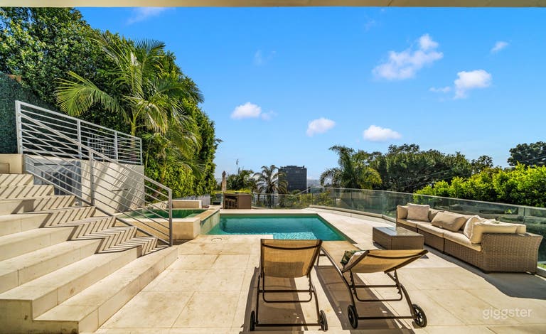  VILLA BIRD STREETS: SET ELEGANTE/PISCINA 