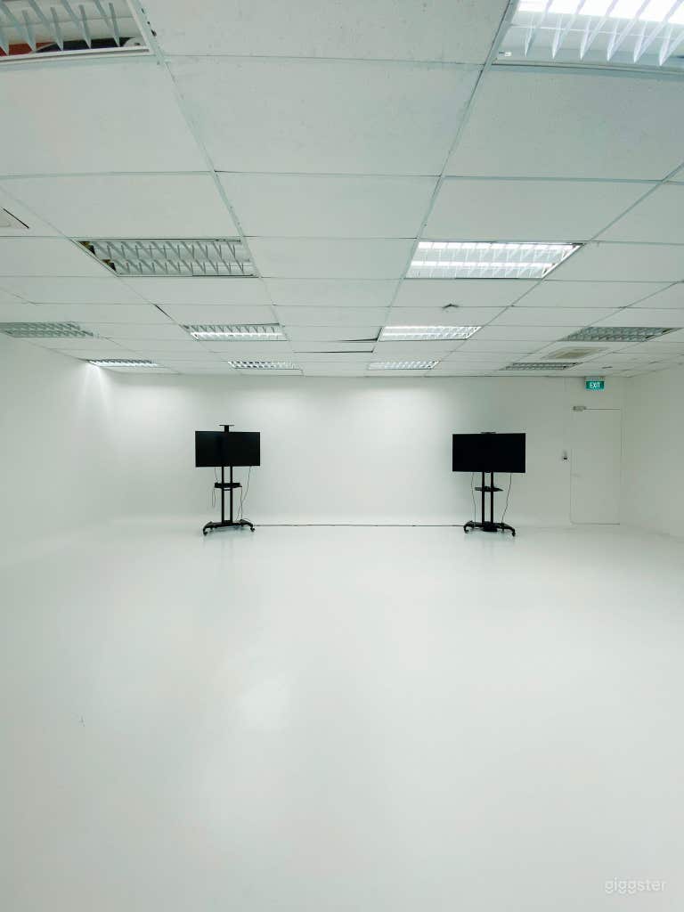  Southside White Studio in SG 